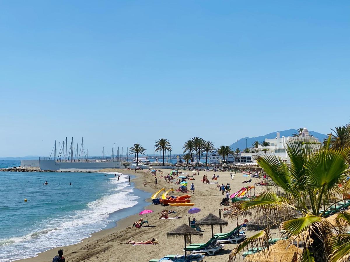 First Line! Art-Apartment On The Seafront Of Marbella With Swimming Pool Exterior photo